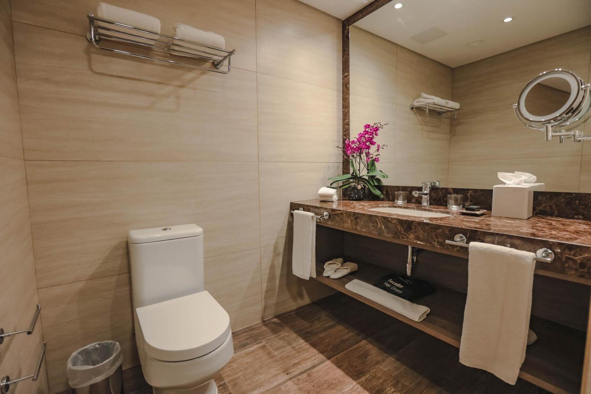 Paseo La Galeria Hotel & Suites 아순시온 외부 사진