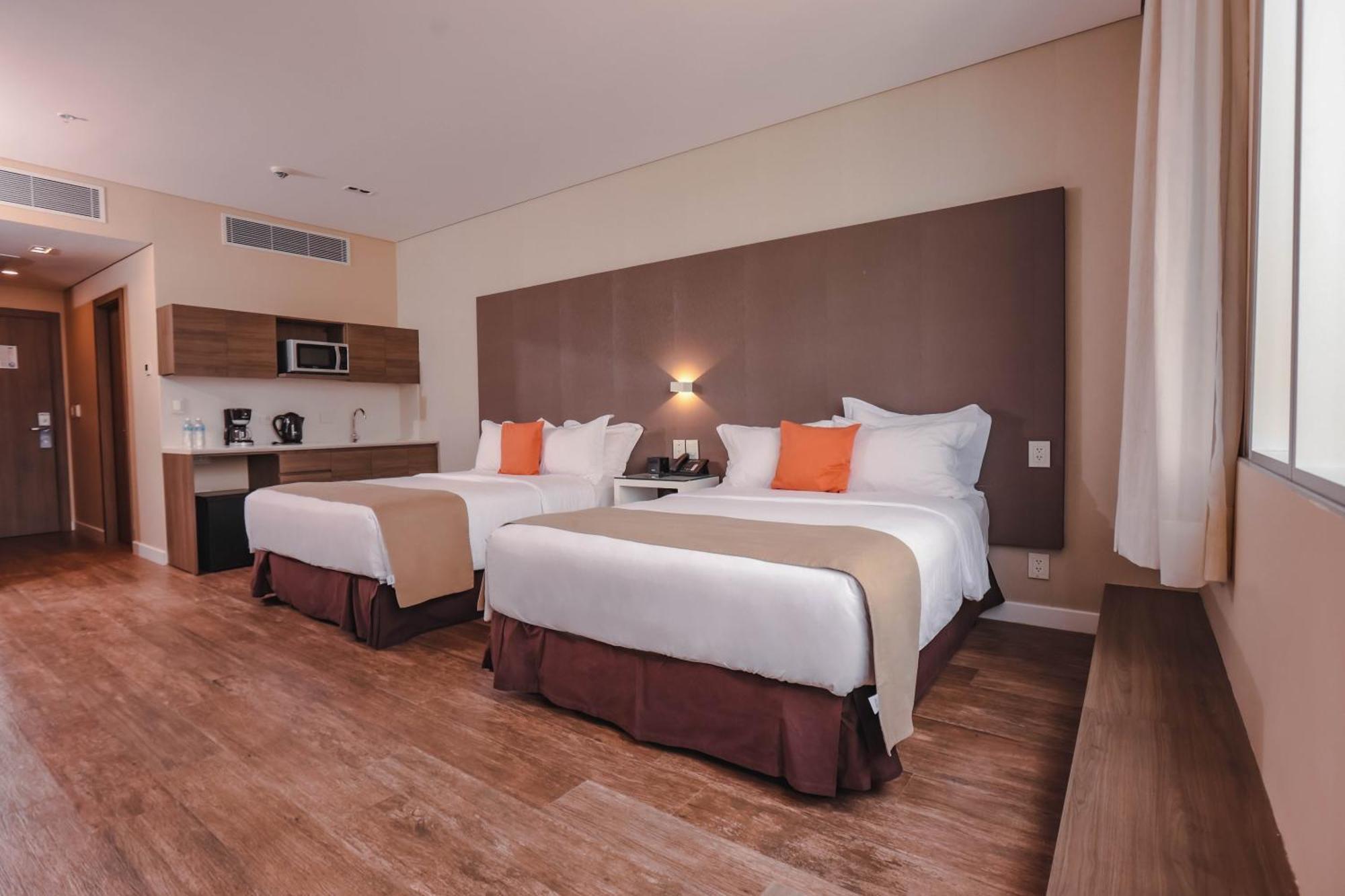Paseo La Galeria Hotel & Suites 아순시온 외부 사진