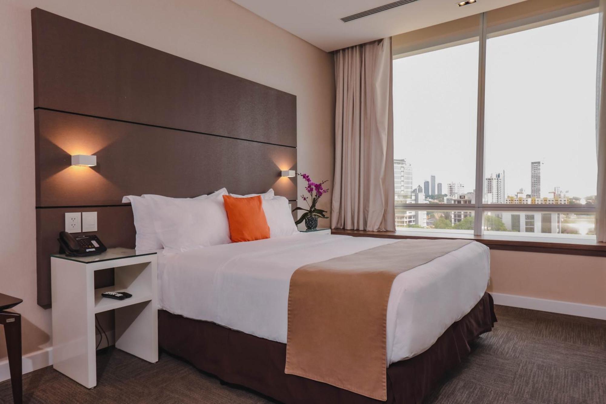 Paseo La Galeria Hotel & Suites 아순시온 외부 사진
