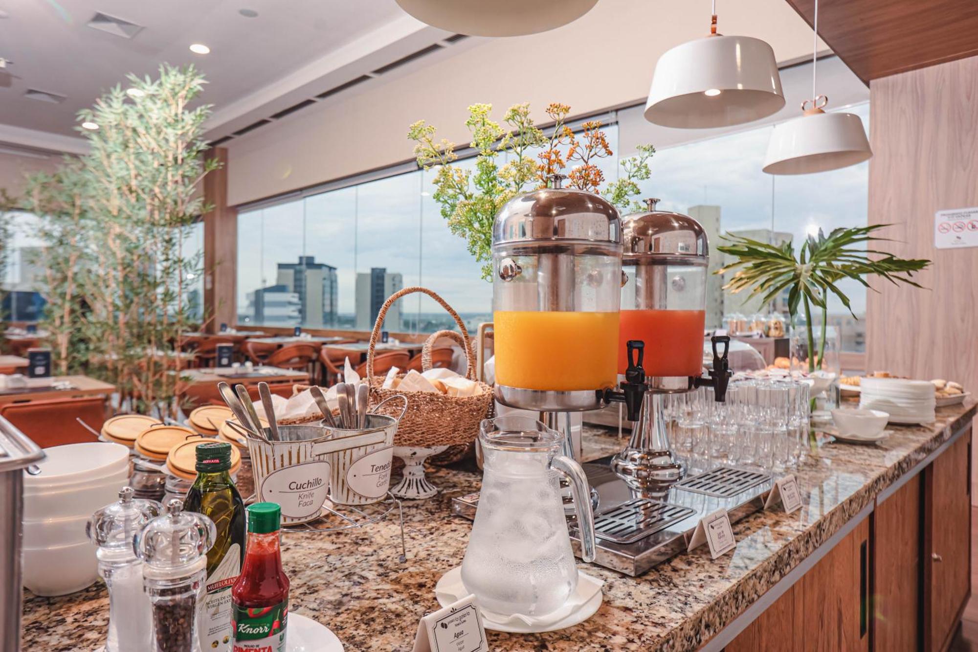 Paseo La Galeria Hotel & Suites 아순시온 외부 사진